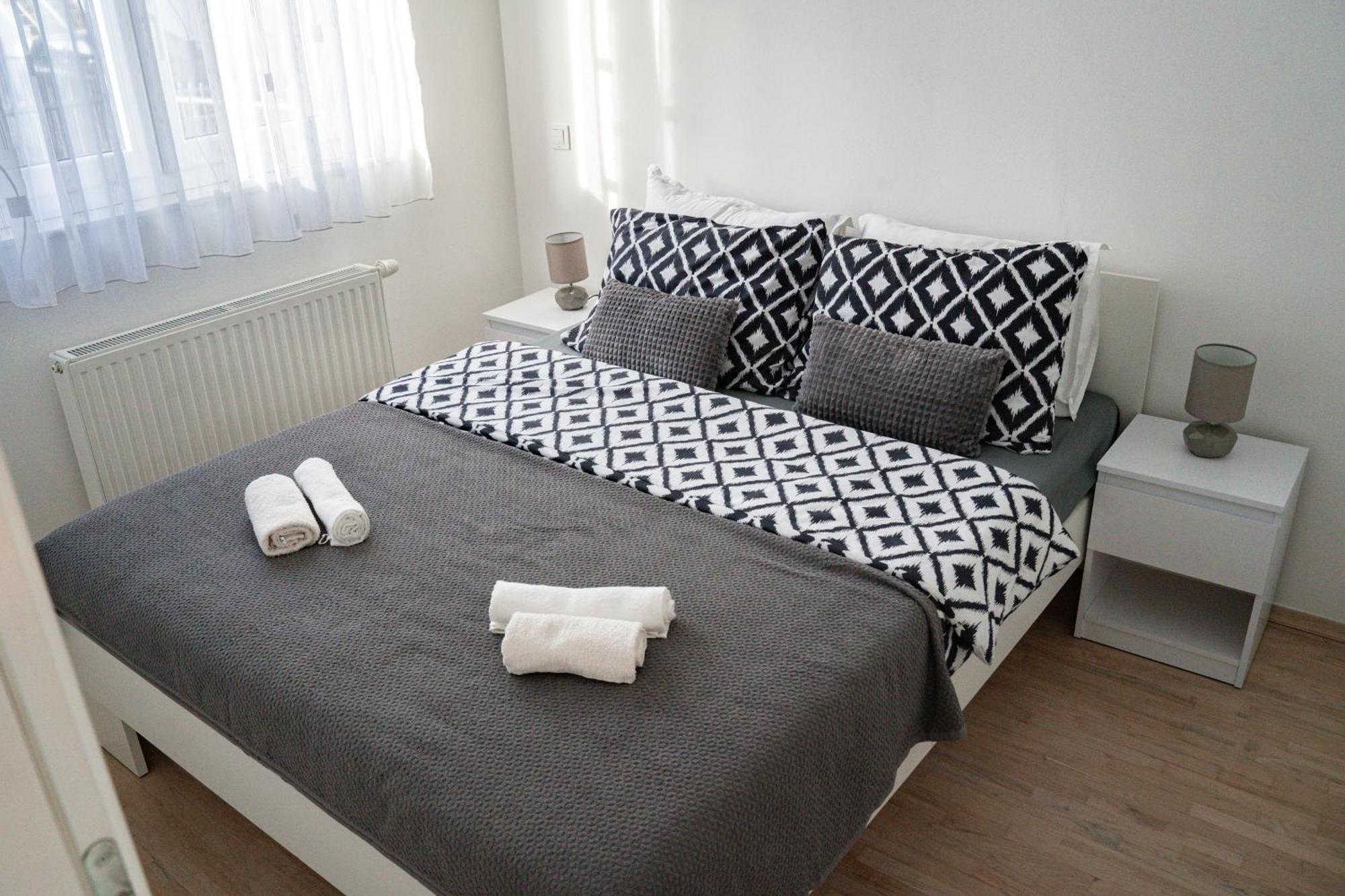 Apartman Hendrix ザグレブ エクステリア 写真